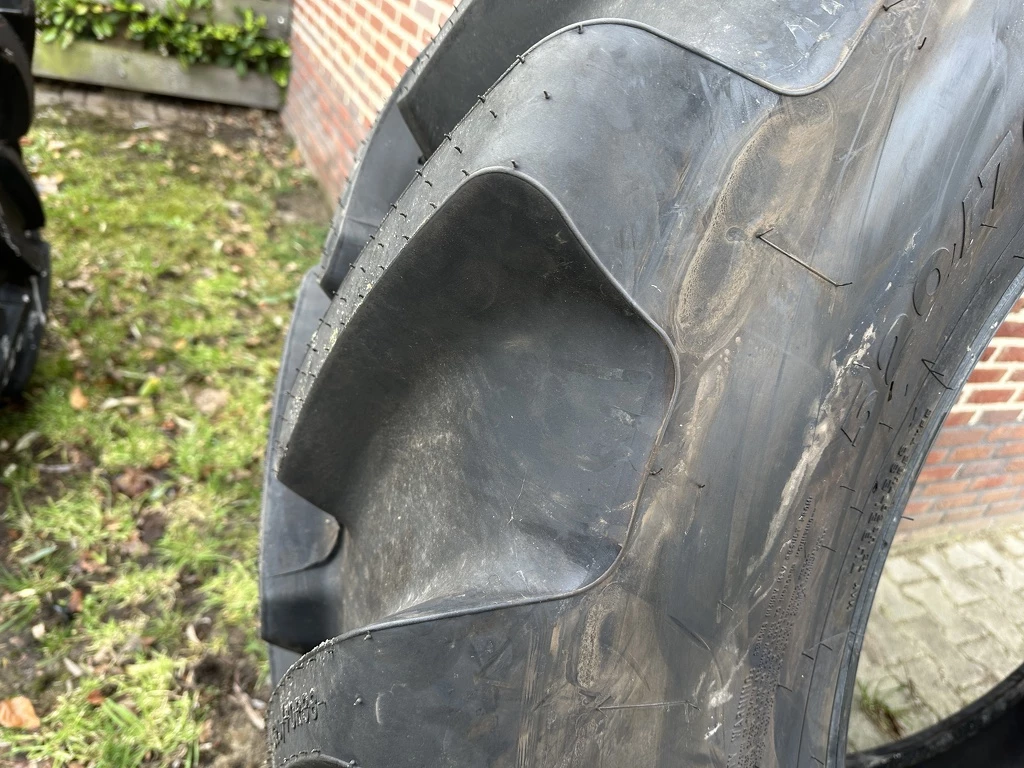 Bridgestone 5.20/70-38 imagem 5