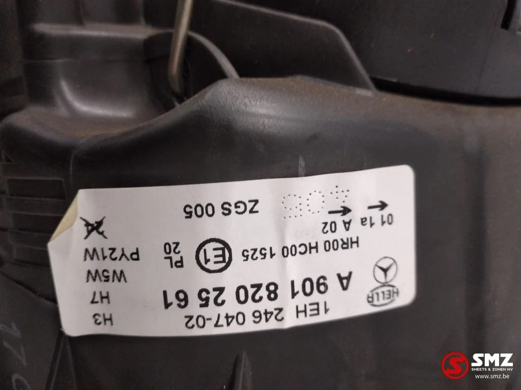 Mercedes-Benz Sprinter - Koplamp rechts mercedes w901 a9018202561 immagine 3