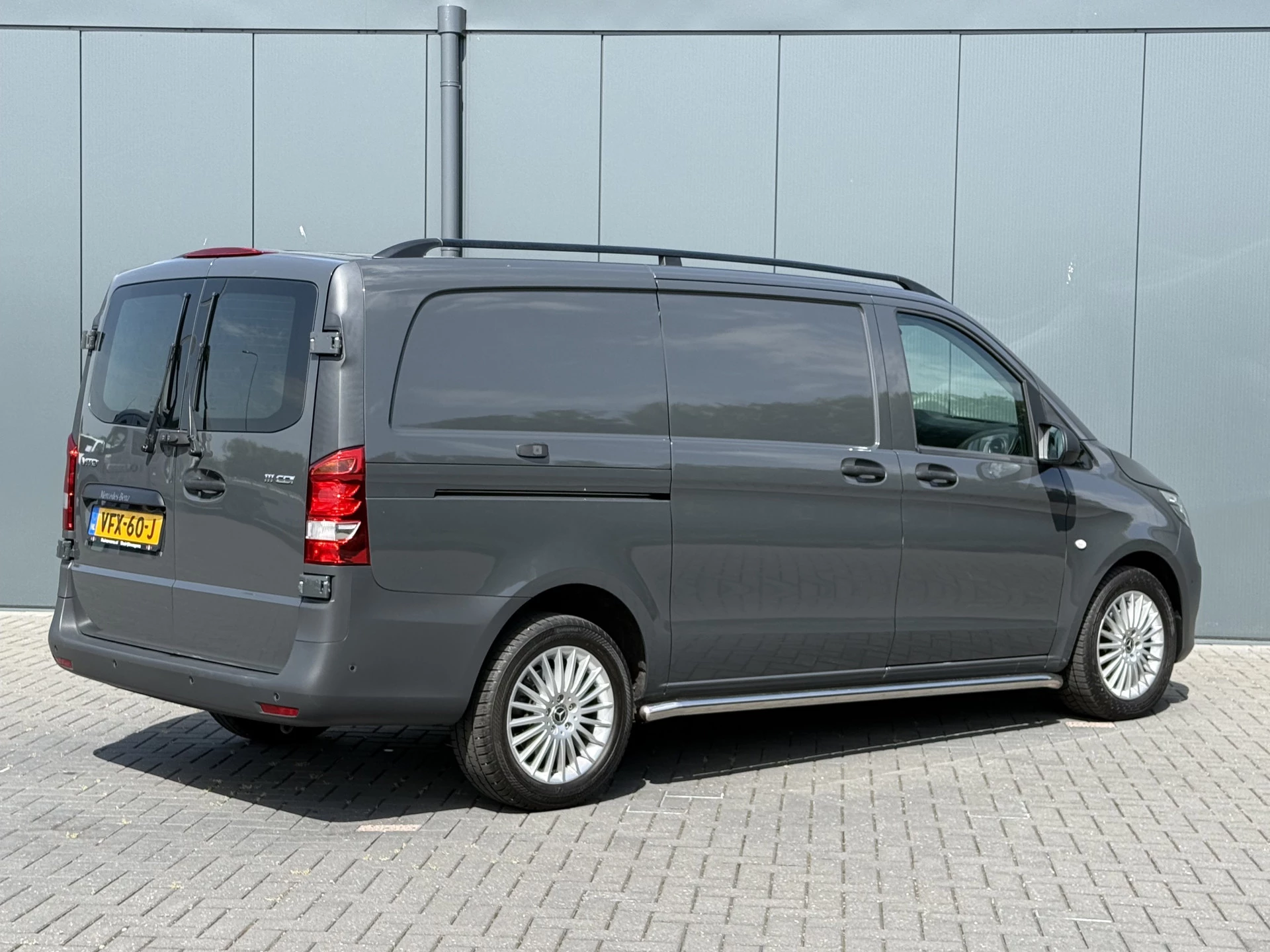 Mercedes-Benz Vito 2017 - 111 CDI 115 PK E6 / L2H1 / NIEUWSTAAT !! / 2x SCHUIFDEUR / LED / AIRCO / CRUISE / LANE ASSIST / BLINDSPOT / CAMERA imagen 4