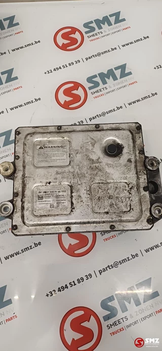 Mercedes-Benz N/A 2015 - Occ Ecu MCM2.1 Mercedes afbeelding 3