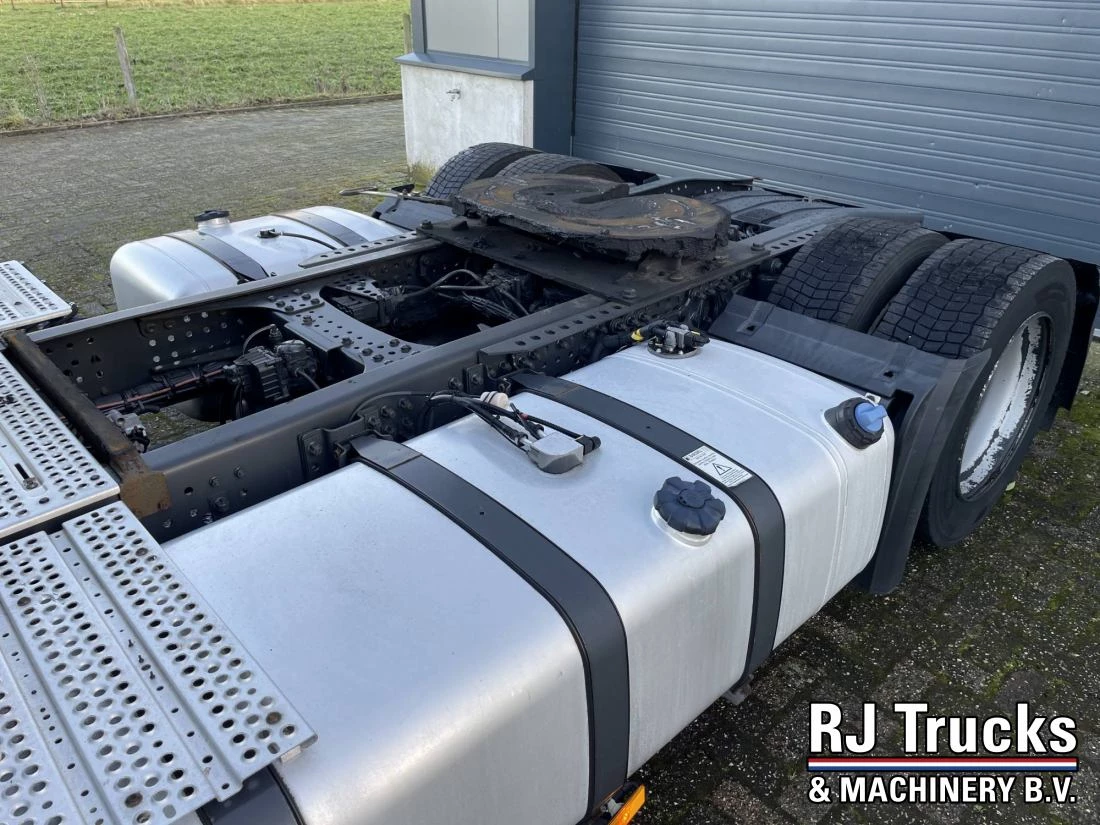 Mercedes-Benz Actros 2018 - 1948 Gigaspace - Lowdeck | Full Air | NL Truck | 2x Tank | 2 Pcs imagem 14