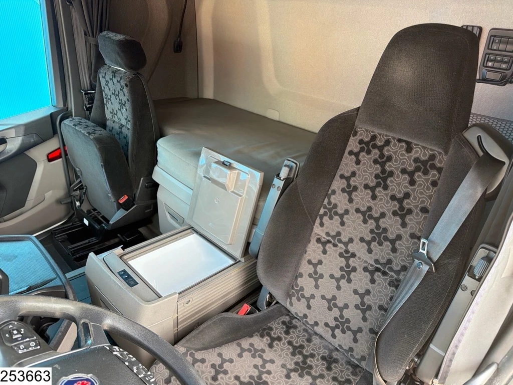 Scania R 2019 - 410 Euro 6, retarder, Standairco, air suspension image 7