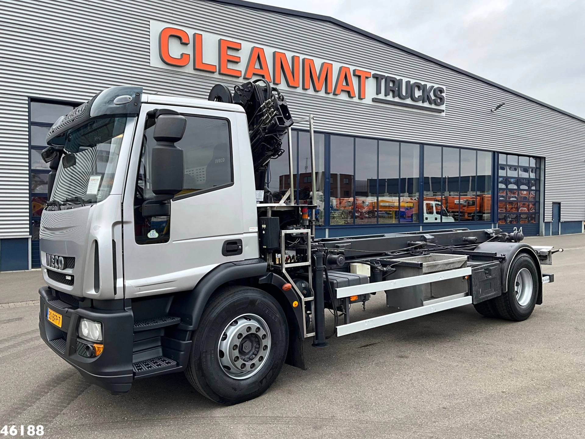 Iveco Eurocargo 2014 - ML19EL28 Hiab 8 Tonmeter laadkraan afbeelding 2
