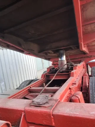 Mercedes-Benz SK 1984 - 2635 , V8 , Bi Turbo , 6x4 , ZF Manual , 3 Way Tipper , Spring suspension obrazek 16