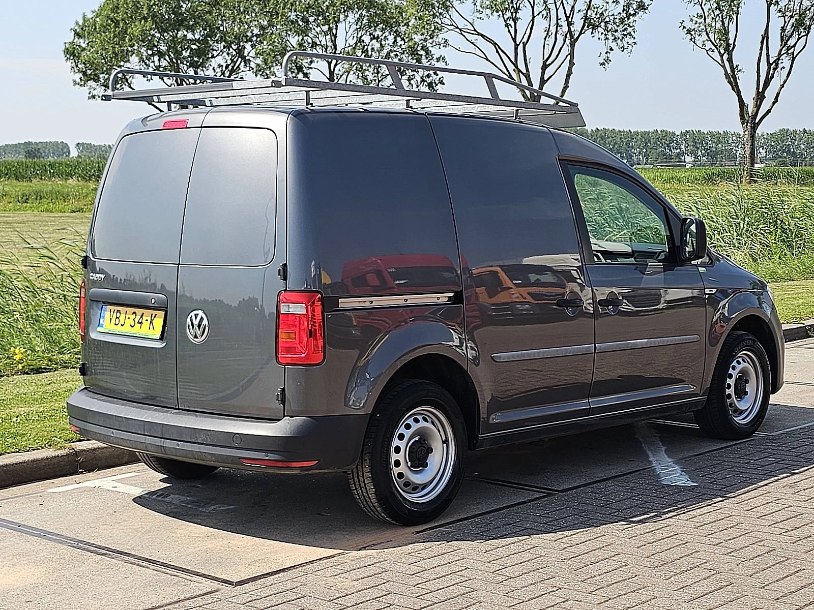 Volkswagen Caddy 2019 - 2.0 obrázek 3