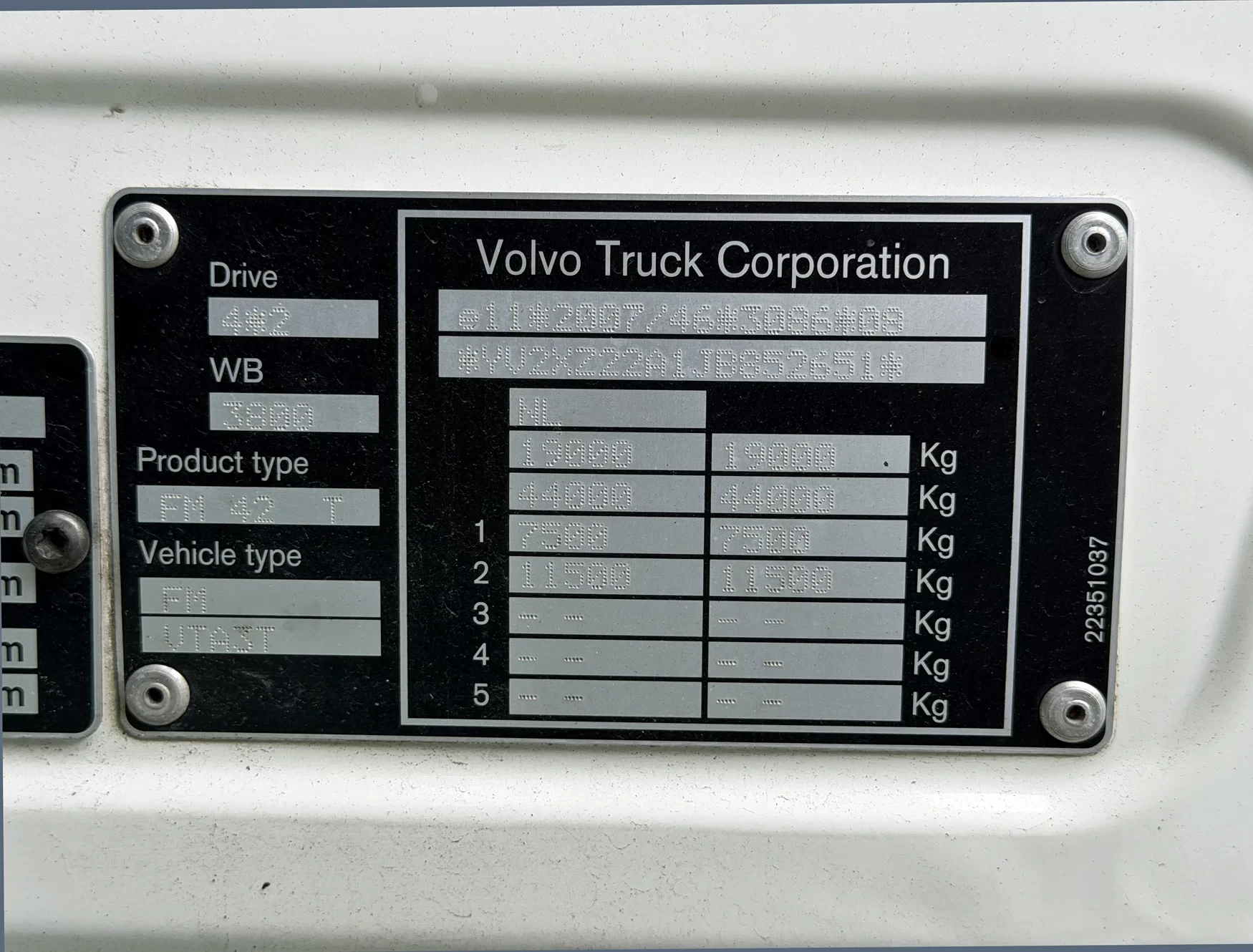 Volvo FM 410 2018 - EURO 6 VOL LUCHTGEVEERD 2XTANKS 106 CM SCHOTEL HOOGTE 345.000 KM IN SUPER CONDITIE zdjęcie 26