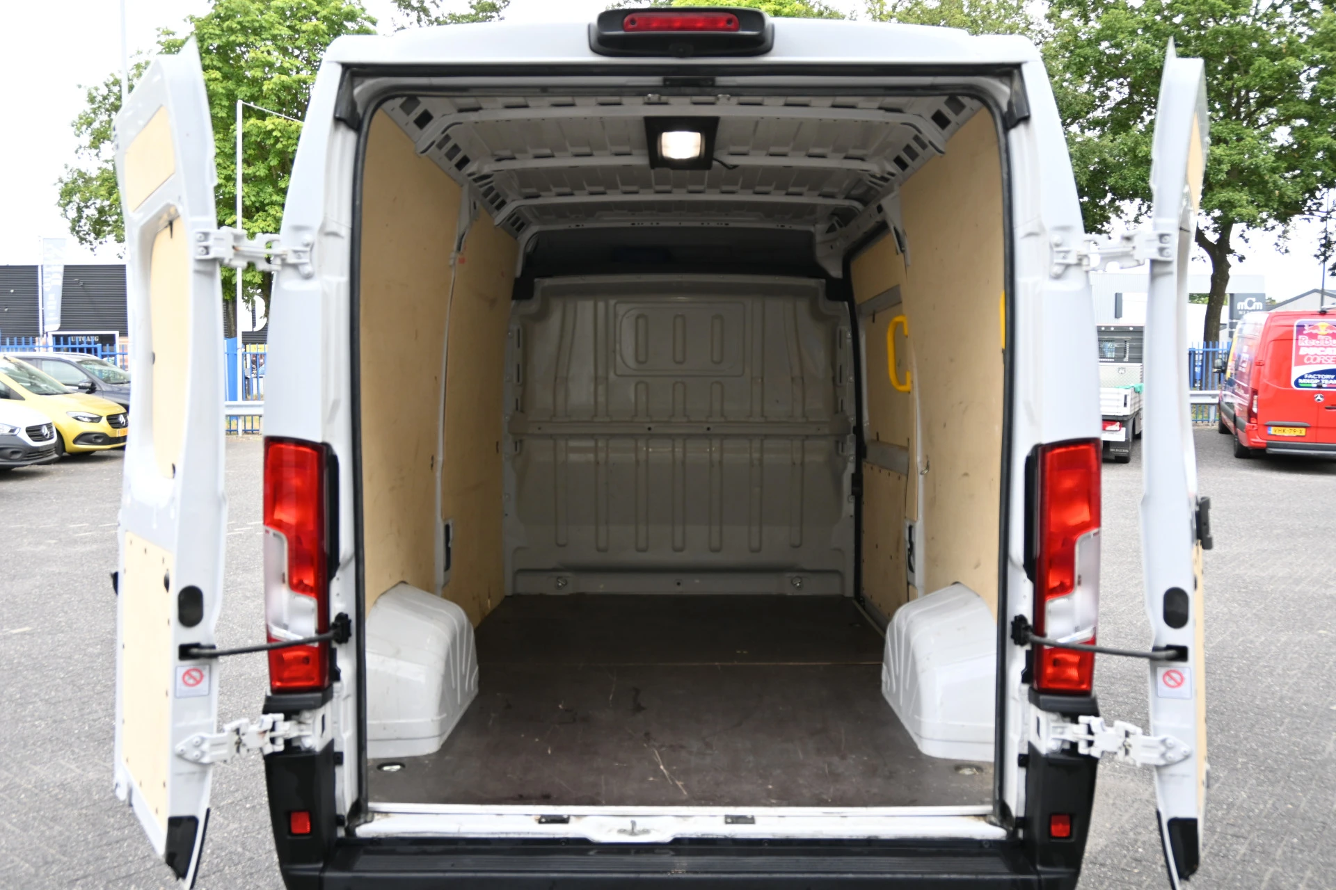 Fiat Ducato 2024 - L2H2 2.2 MultiJet 140 pk 3.5t afbeelding 11