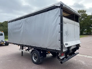 Blomenröhr N/A 2003 - Be oplegger 5.5 ton schuifzeilen schuifdak en laadklep 750 kg zdjecie 6