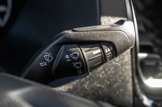 Ford Transit Custom 2022 - 2.0 TDCI L2H1 | 170PK | Trail | DC 5-Persoons | Camera | Carplay | Lederen interieur afbeelding 22