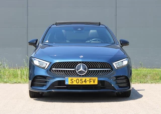 Mercedes-Benz A-Class 2023 - 180 AMG Line Panodak Sfeerlicht !!NIEUWBINNEN!! obrazek 13