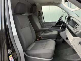 Volkswagen Transporter 2021 - 2.0 TDI 150 PK DSG AUTOMAAT HIGHLINE / L1H1 / ALUCA INRICHTING / AIRCO / CRUISE / ACHTERKLEP / NAVI / CARPLAY image 8