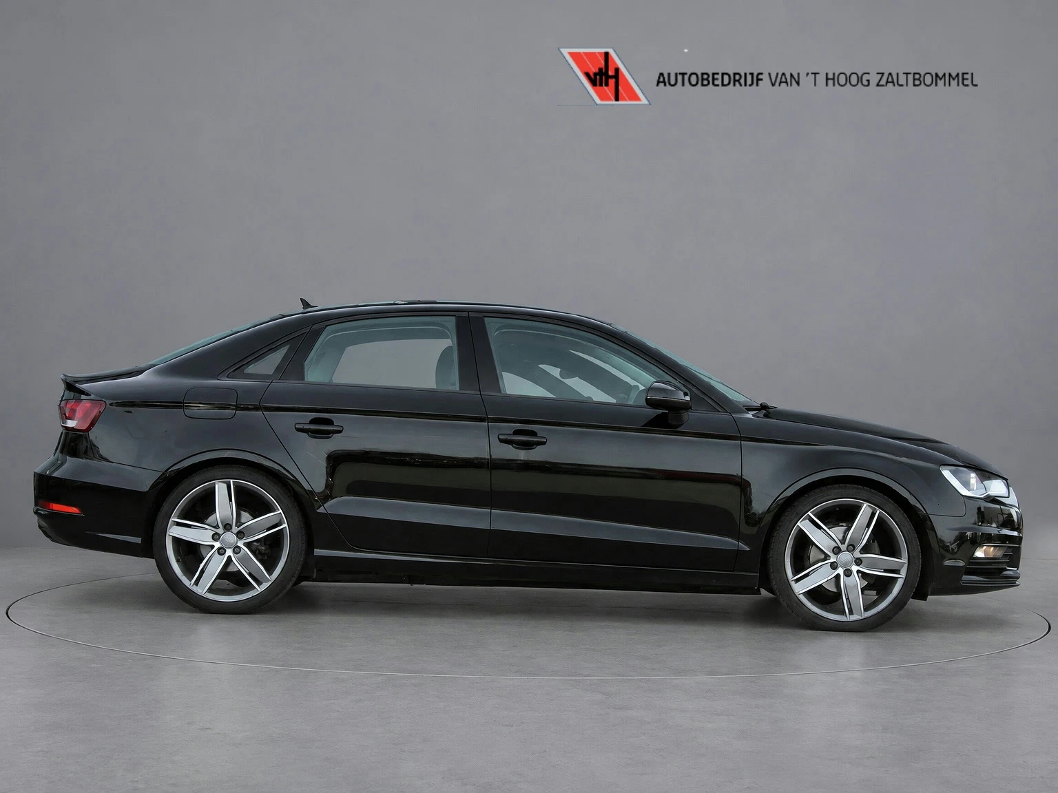 Audi A3 2014 - Limousine 1.4 TFSI CoD Ambition Pro Line PANORAMADAK B&O NAVI CAMERA 19'' NL AUTO imagem 1