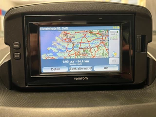 Toyota Aygo 2011 - 1.0-12V Comfort 2e Eigenaar - NAP - Navigatie - Airco image 17
