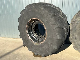 Michelin N/A - 445/70R19.5 incl. rim image 2