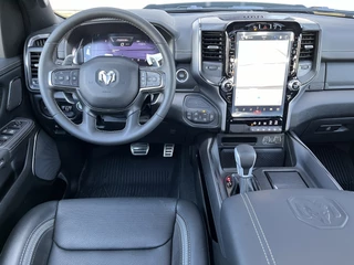 Dodge Ram Pick-Up 2024 - 5.7i V8 HEMI eTorque 400PK CREW CAB REBEL GT | BPM VRIJ | RAMBOX | LUCHTVERING | LPG | LAADBAKKLEP | TREKHAAK | PANODAK | 360CAM | DIGITAAL DASHBOARD afbeelding 8