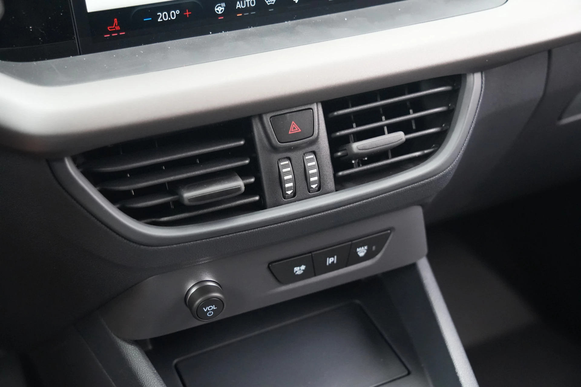 Ford E-Transit Courier 2026 - Trend 46 kWh 136pk - Stoel/Stuurverwarming - Camera - Cruise - Carplay/Android - Rijklaar Bild 24