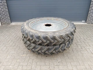 Cultuurwielen 320 / 90 R46 (12.4 R46) Groote ZF Steek te koop
