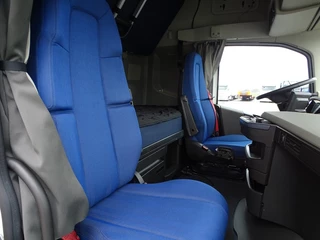 Volvo FH 2021 - FH-5 GLOBETROTTER XL obrazek 4