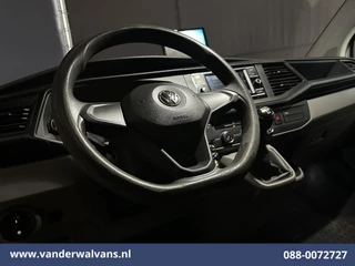 Volkswagen Transporter 2020 - 2.0 TDI L2H1 Euro6 Airco | Apple Carplay | Imperiaal | Cruisecontrol | Camera | Trekhaak image 13