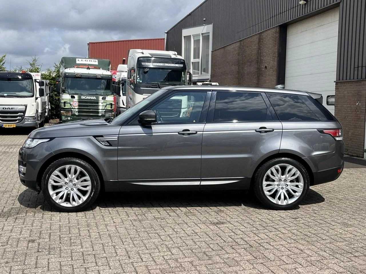 Land Rover Range Rover Sport 2017 image 6