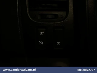 Opel Vivaro 2015 - 1.6 CDTI 120pk L2H1 Airco | Imperiaal | Trekhaak | LED | Cruisecontrol | Sidebars afbeelding 3