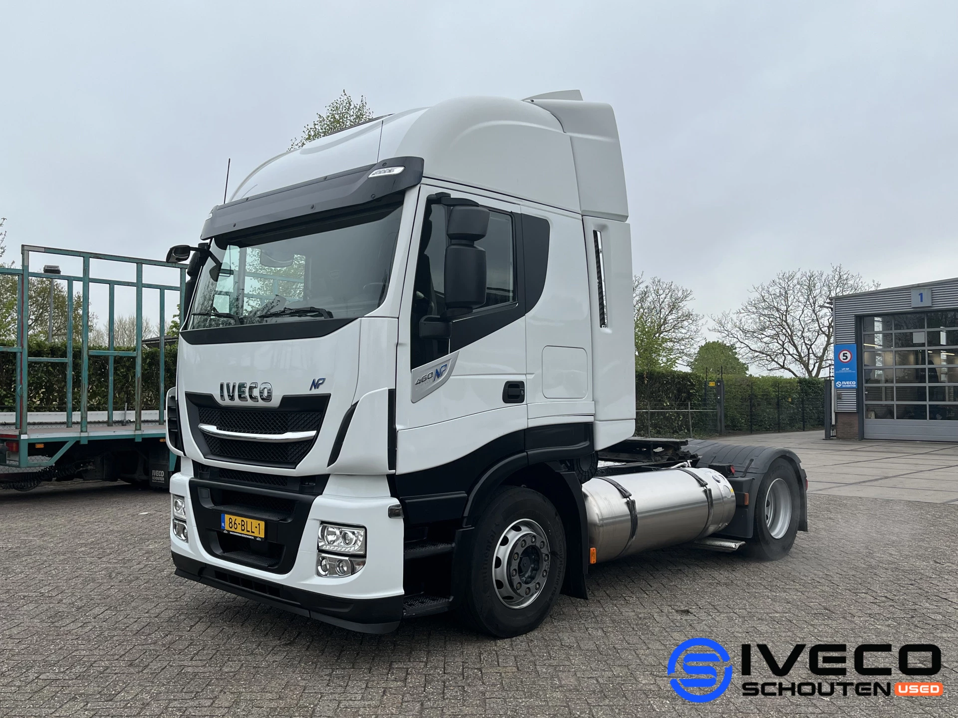 Iveco Stralis 2018 - AS440S46T/P LNG zdjęcie 9