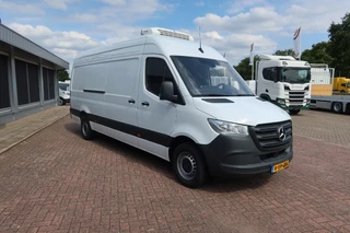 Mercedes-Benz Sprinter 2024 - 317 CDI Koelwagen L3/H2 NIEUW imagem 2 miniatura