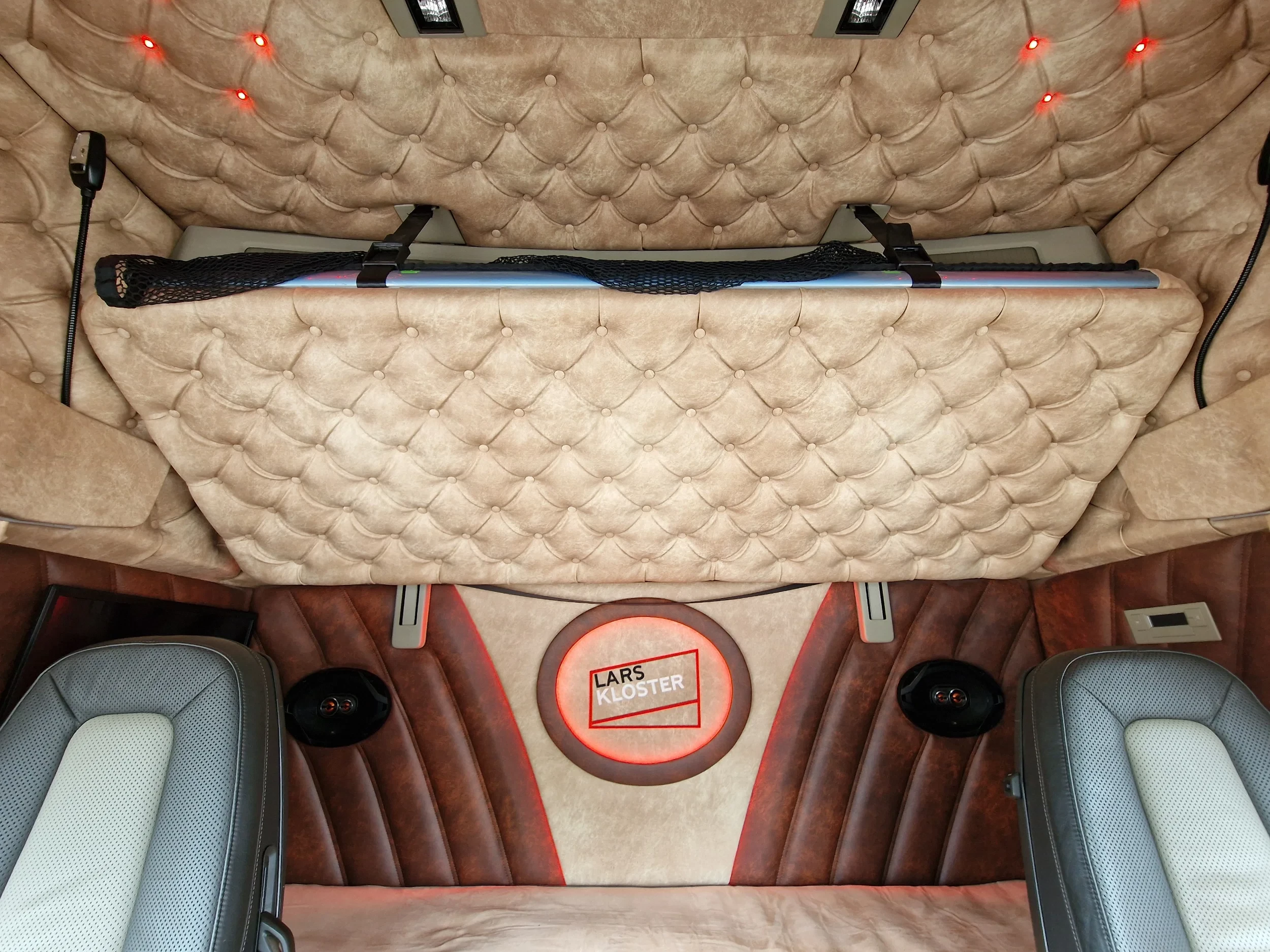 Volvo FH 2020 - 13.540 Globetrotter 6x4 - Lift axle - PTO/Hydraulic - Custom interior - Full air изображение 24