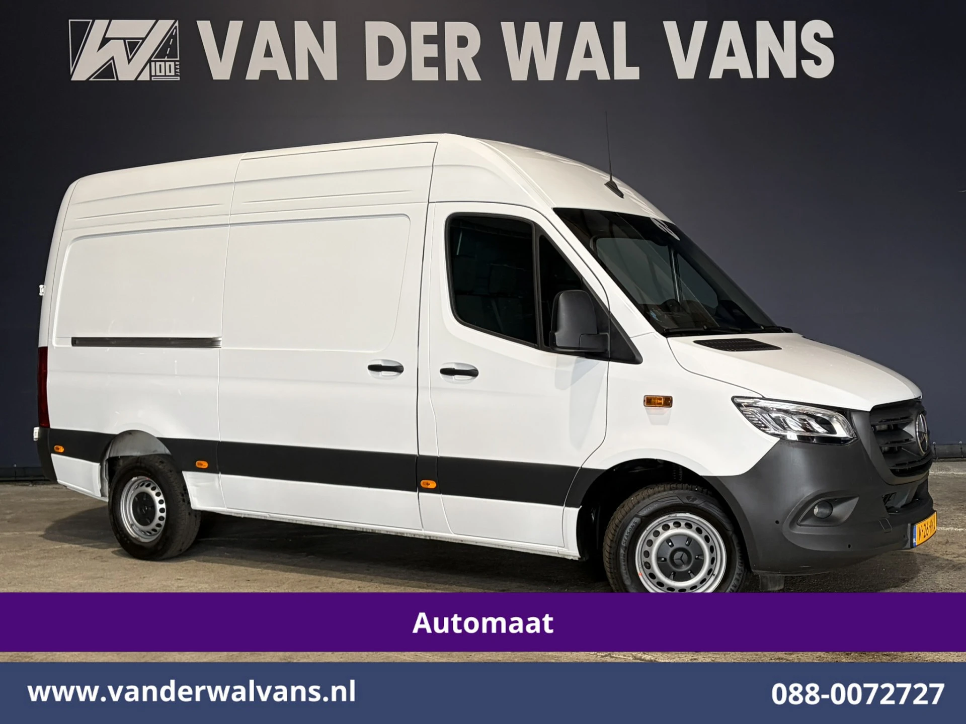 Mercedes-Benz Sprinter 2024 - 317 CDI 170pk 9G-Tronic Automaat L2H2 Model 2025 Euro6 Airco | XL MBUX | Camera | Navigatie | LED | Cruisecontrol afbeelding 1