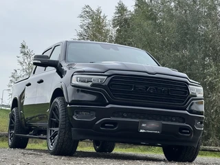 Dodge Ram 1500 2021 - LIMITED 5.7L V8, LAGE BIJTELLING, LUCHTV, PANO, 360, ACC, HUD, BLIS, LANE ASSIST, H&K, MEMORY, KEYLESS, DIGITAL MIR afbeelding 2 miniatuur