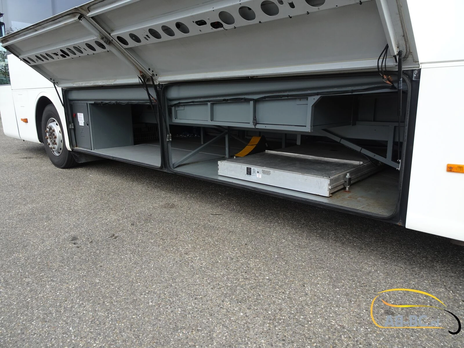 Mercedes-Benz Intouro 49 Seats Liftbus EURO 6 2016 afbeelding 23