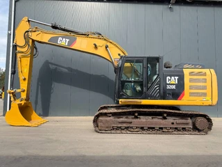 Cat 2013 - 320E L afbeelding 2 miniatuur