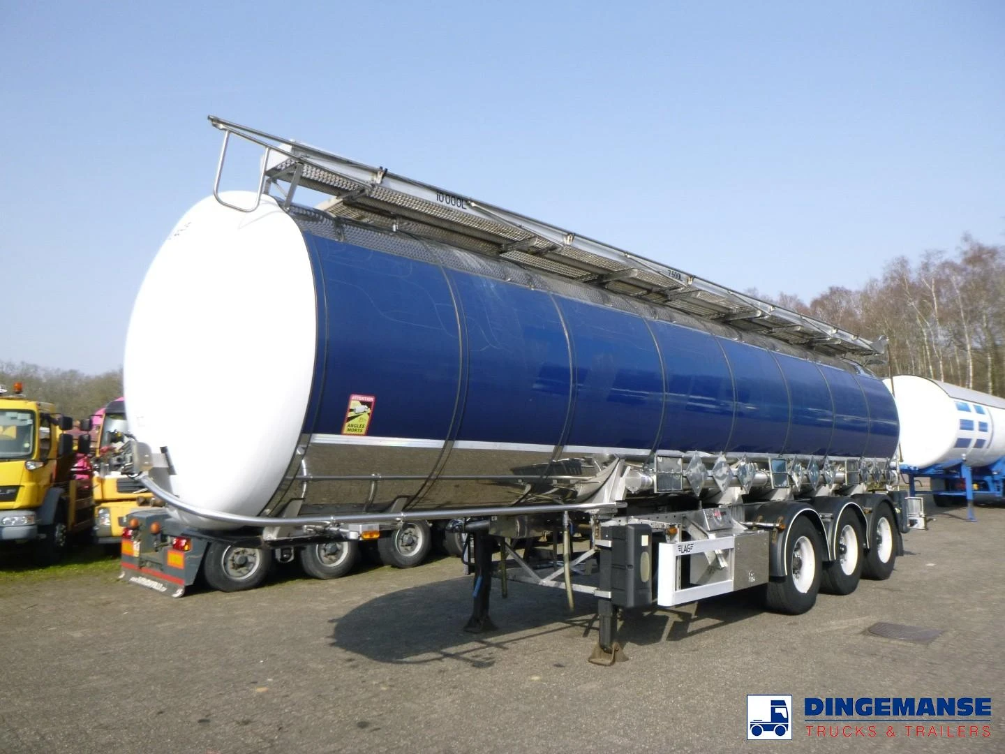 Burg Chemical tank inox L4BH 32.5 m3 / 3 comp 2012 image 1