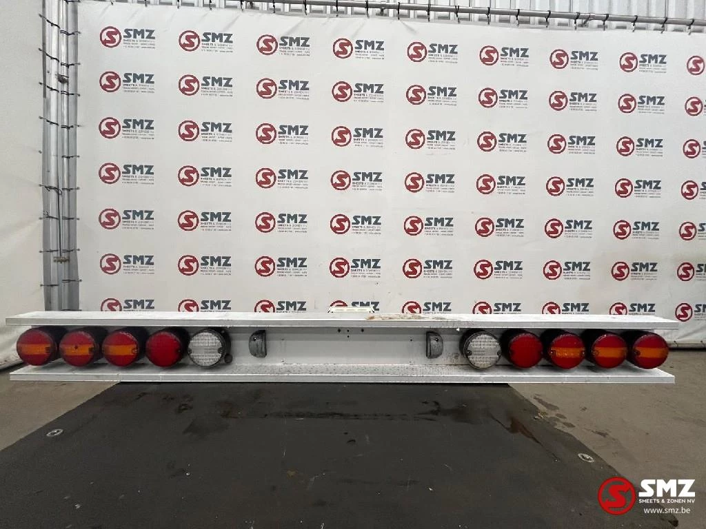 Volvo 2007 - Occ achterbumper met LED-lichten Volvo obrázek 1