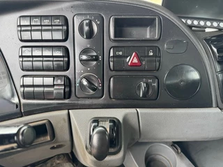 Mercedes-Benz Actros 2007 - 3741 8X4 STEEL SUSPENSION zdjecie 16