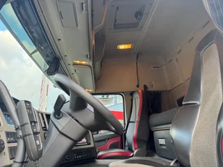 Volvo FM 420 2018 - 4X2 EURO 6 SKIRTS AUTOMATIC immagine 10