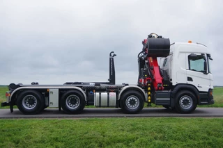 Scania P 2026 - P460 8x4 WSG 43-ton met Palfinger Q200Z95TR epsilon kraan en 30-tons VDL haakarm immagine 3