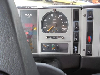 MAN 12 2001 - N/A obrazek 26