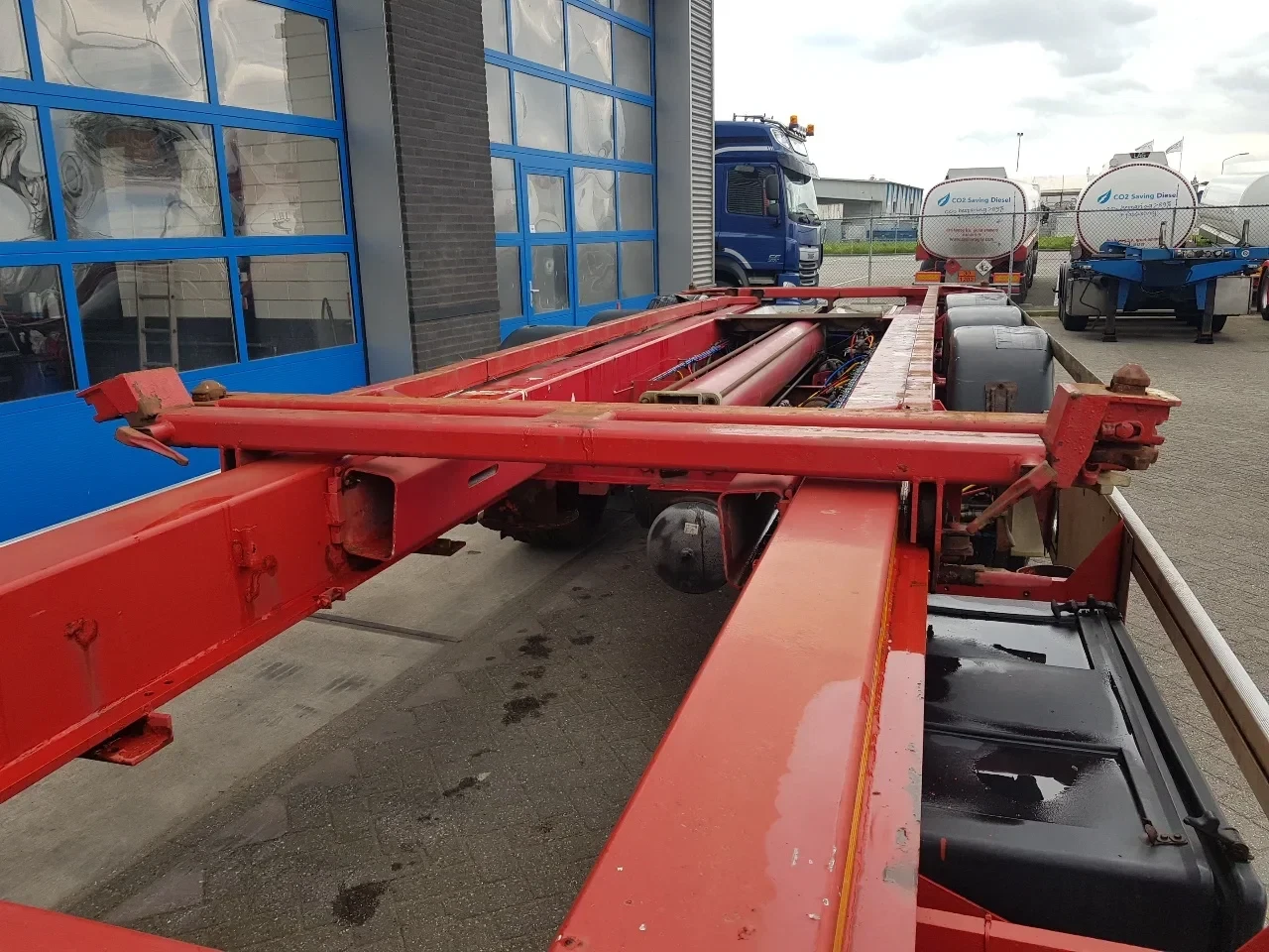 Renders 2000 - RSCC 12.27 Sliding Table Multi chassis image 12