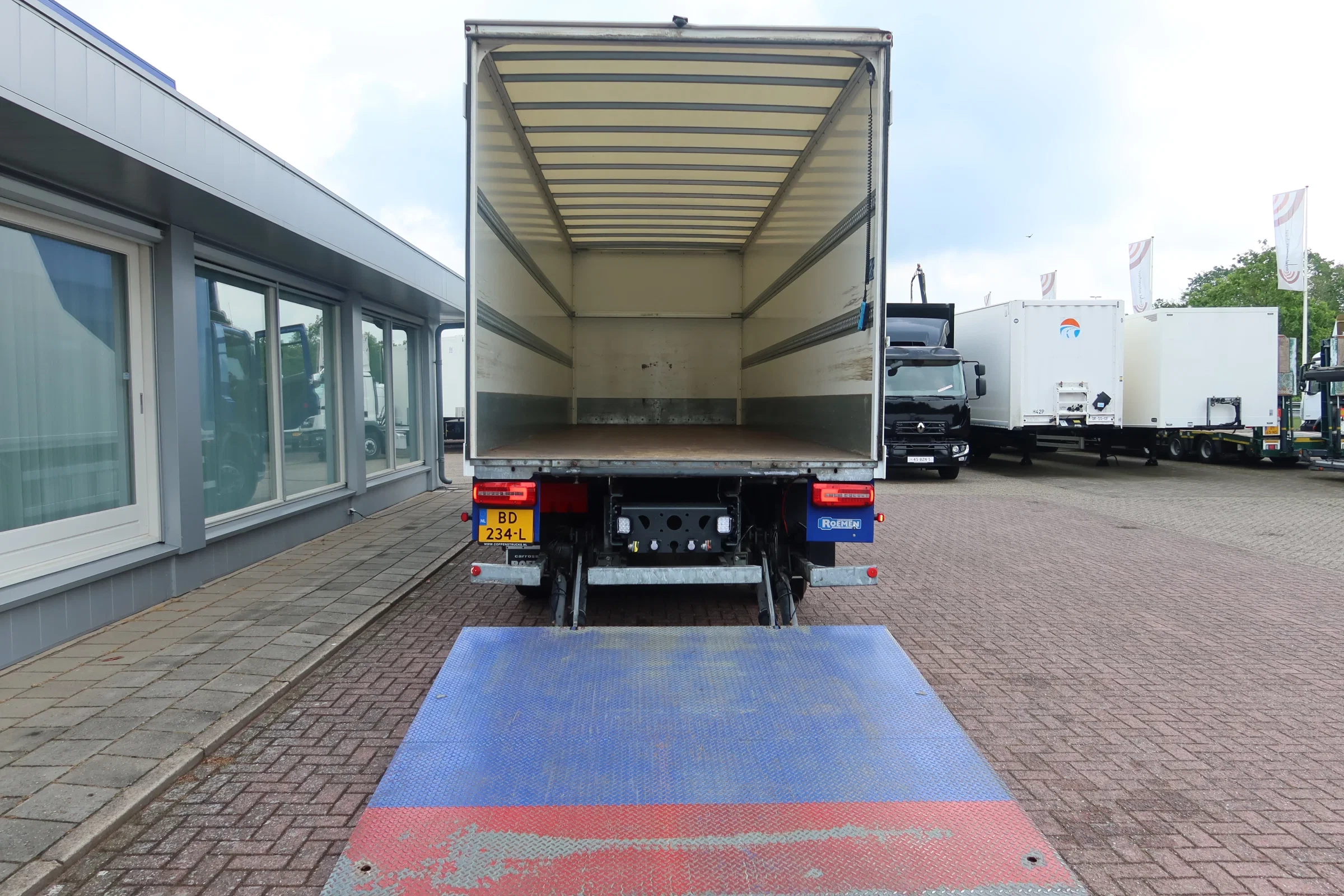 DAF CF 450 2021 - FAN 6x2 Bak+Dhollandia 3.000 kg klep. Stuur lift as obrázek 4