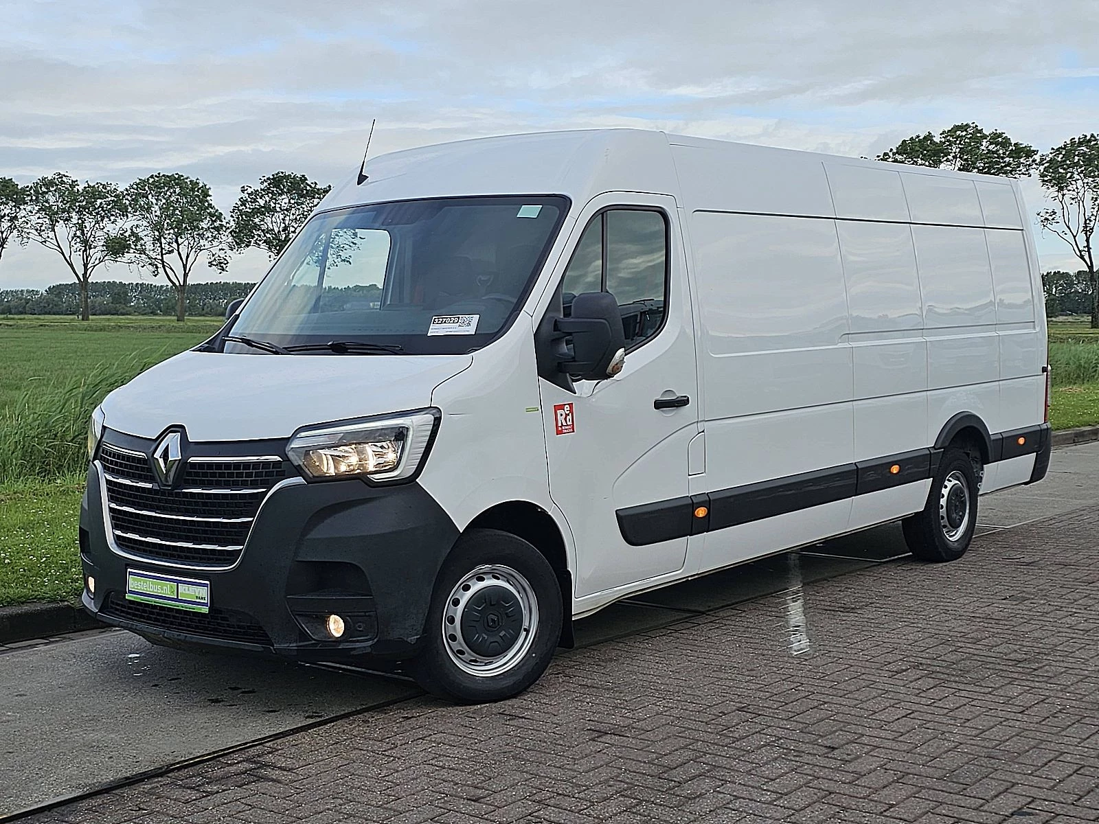Renault Master 2023 - 2.3 zdjęcie 2