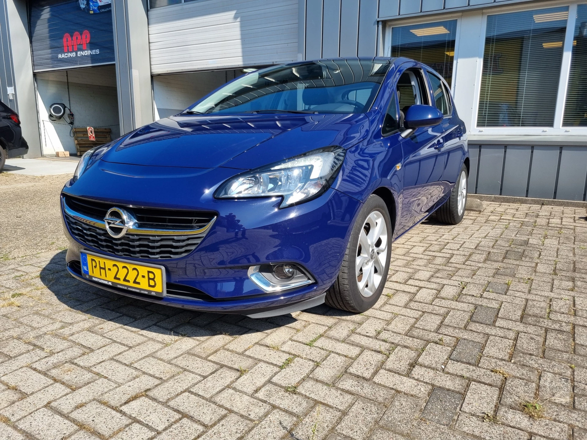 Opel Corsa 2017 - 1.4 Inn,TREKHAAK, 61000KM NAP! afbeelding 2