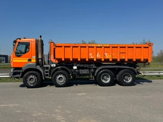Renault 4 2006 - Kerax 410 8x4 Full steel - Manual - Euro - Big axles image 3