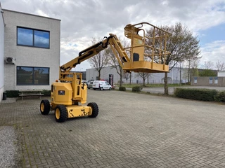 Genie N/A 2009 - Z-34/22 4x4 articulated boomlift. Year: 2010 obrazek 3