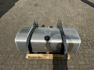 DAF N/A 2023 - 2198109 BRANDSTOFTANK+STEUNEN 450 LTR (155X68X51CM) zdjecie 6