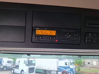 Mercedes-Benz Actros 2015 - 1945 / DOUBLE TANK / ONLY:508736 KM / 2XBED / FRIDGE / AUTOMATIC / EURO-6 / 2015 immagine 19