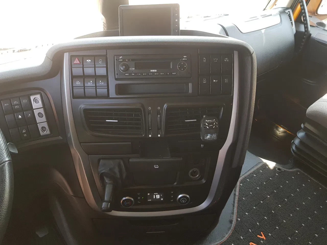 Iveco Stralis 2017 - AS260Y Haakarm 217.000 KM zdjęcie 19