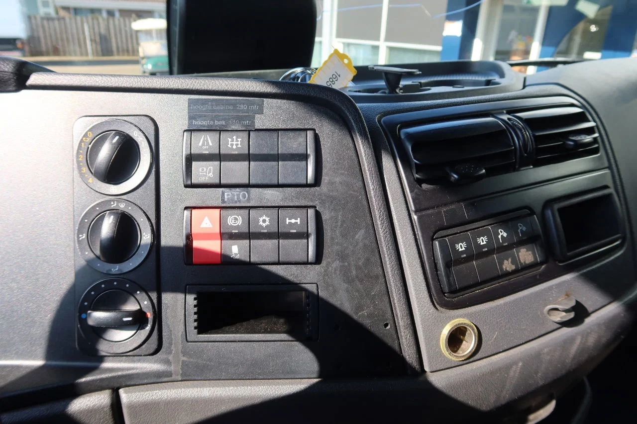 Mercedes-Benz Atego 2019 - 1221 L Takel wagen 6 Persoons obrázek 8