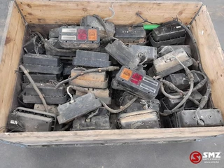 Renault N/A - Occ set 50 achterlichten links/rechts 24V Renault zdjecie 5