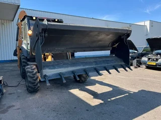 Case N/A 2018 - 851EX-SS , 4x4 , Backhoe Loader , 4 in 1 Bucket image 12
